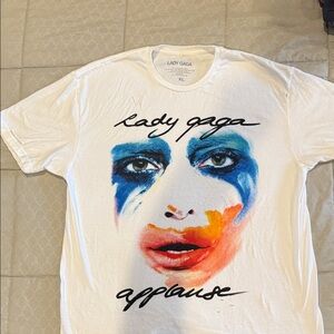 Lady Gaga Applause Graphic T-Shirt